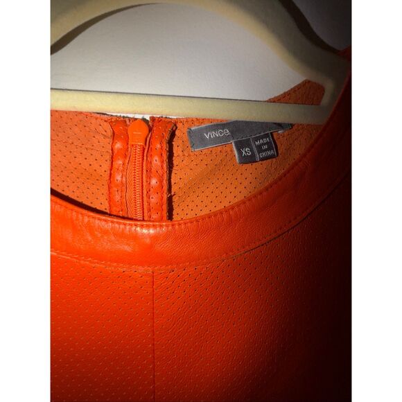 Short sleeve orange leather dress size XS Vince - Picture 2 of 3